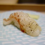 鮨処 有馬 - ［2016/09］寿司⑤ 網走産釣きんきのにぎり