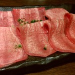 焼肉 多牛 - 上タン