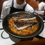 アカ - 秋刀魚のパエリア　やばすぎ！