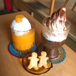 ココシカ - ランチの後は、こちらでティータイム♬
            
            コーヒーフロートとみかんフロートでいただきます(^_^)