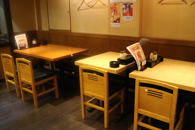 座席 : 【移転】赤垣屋 本店 (あかがきや) - 難波(南海)/居酒屋