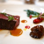 イル プレージョ - 夏鹿のロースト、浅野さんの野菜