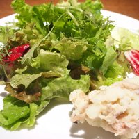 デリツィエ - <'16/09/02撮影>Ａセット 1000円 のグリーンサラダ