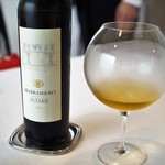 神楽坂 ヴェーリ - ワインは思ったより酸が強い。