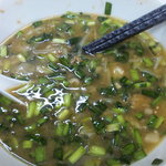 自家製太麺 ドカ盛 マッチョ - 『夜』完食をモットーとする僕がスープを残すほどのぬる過ぎるスープ！