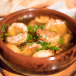 ACE BAR - 2016.9 小エビとマッシュルームのアヒージョ（900円）