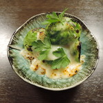 手繰りや 玄治 - 芽きゃべつのチーズ焼き