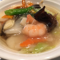 神田 雲林 - あんかけそば。野菜が柔らかく優しいお味です。
