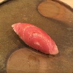 鮨　仙八 - たぶん頭肉？