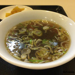 中華の店 香菜 - スープは濃い目