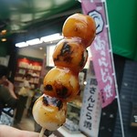 葛飾 伊勢屋 - 焼きだんご108円