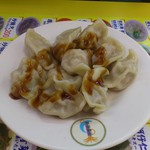 大頭龍蚵仔煎 - 水餃(水餃子) です。(2016年8月)