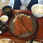 菜々家 - 2016年9月。自家製タルタルソースで食べる、サクサク揚げたてあじフライ定食798円。