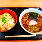 味楽 - ミニ親子丼セット 680円