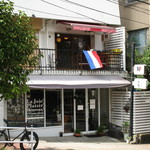 Chez le mak - 二階がお店です