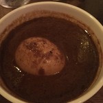 タンブリン カレー&バー - 玉子のホッダ入りのカレー