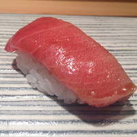 鮨 巳之七 - とろ。間違いないです。美味い。