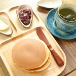 うさぎや CAFE - うさパンケーキ/狭山茶 煎茶