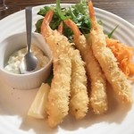 AGATO - 《2809》　小ぶりだけど『とても美味しい』エビフライ。
      