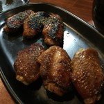 Yadoriki Tori Senmon Izakaya - 香草ハーブスペアリブ＆カリカリスペアリブ