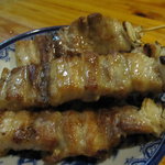 大衆焼鳥 日吉丸 - 豚バラ＠90円
