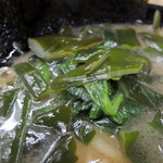 ラーメン林家 - トッピングの茎わかめ