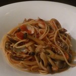 カーサ カルマ - あさりとしめじのスパゲッティーニ