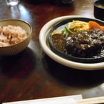 ハンバーグステーキ　アメリカ風　1,000円（税込）