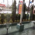 あっぷるぐりむ 長野運動公園店 - 噴水