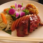 重慶飯店 横浜中華街 新館3F  - 四種前菜の盛り合わせ
