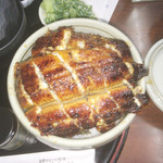 イチビキ - 鰻がはち切れんばかりに入っています。