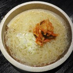 yakitoriizakayashinchan - しんちゃんコース・120分飲み放題付 2,160円（税込）の ”冷麺”。