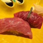 肉屋 雪月花 NAGOYA - 近江牛の握り 霜降りと赤身