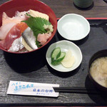 Shouya - お得ランチ「自慢の海鮮丼」通常950円がオープン記念価格で500円