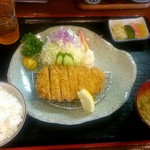 まこと家 - ロースとんかつ定食（1,300円）