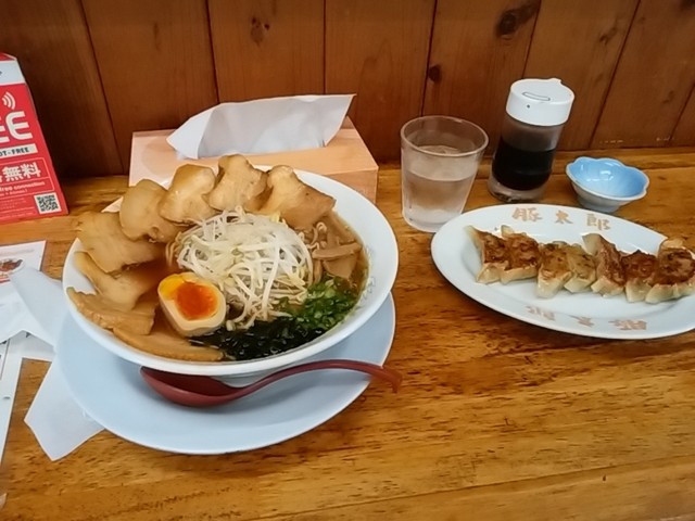 豚太郎 宮の口店 - 新改/ラーメン | 食べログ