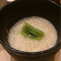 寿司処 しん - 酢漬けの洗い牛蒡が入った穴子出汁で溶いた山芋とろろ 