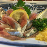 磯丸水産 - 秋刀魚のお造り ¥399