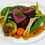 デザミ - 牛ハラミのポワレ　グリーンペッパーソース (2,600円)