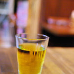 アジア食堂 ココナッツ - 不思議な味のお茶でした。とうもろこしのような感じ・・・