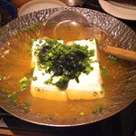 Goen - 海苔の乗った湯豆腐