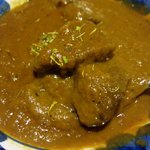 オンボンボ - マトンカレーのアップです　甘みのあるカレー