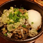 Izakaya Biggu - 鳥モツ煮