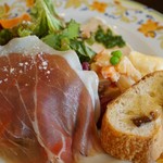Gavino - パスタランチ前菜とサラダの盛り合わせ
