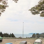 Suizu Pa-Kingu Eria No Bofu Doko To - 杉津ＰＡの風景・敦賀湾。