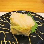 Toyama Sushi - 白えび（一貫）。590円＋税