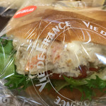 ヴィ・ド・フランス　エクスプレス - 月見ベーグルサンド 270円