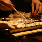 本濱 - 真鯛　塩釜焼き　割ると