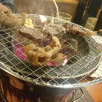 七輪焼肉 安安 - 炭火はいいね！