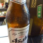 久村の酒場 - この日は湿度が高くて瓶の汗がすごい